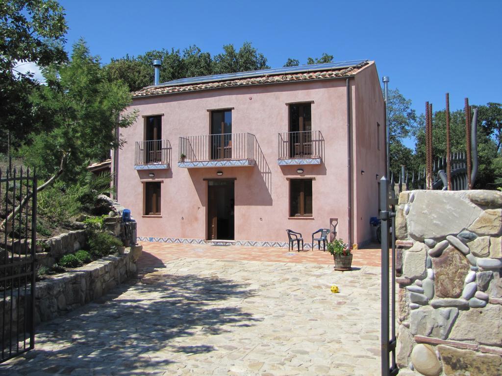 Agriturismo San Pietro Gangi Luaran gambar