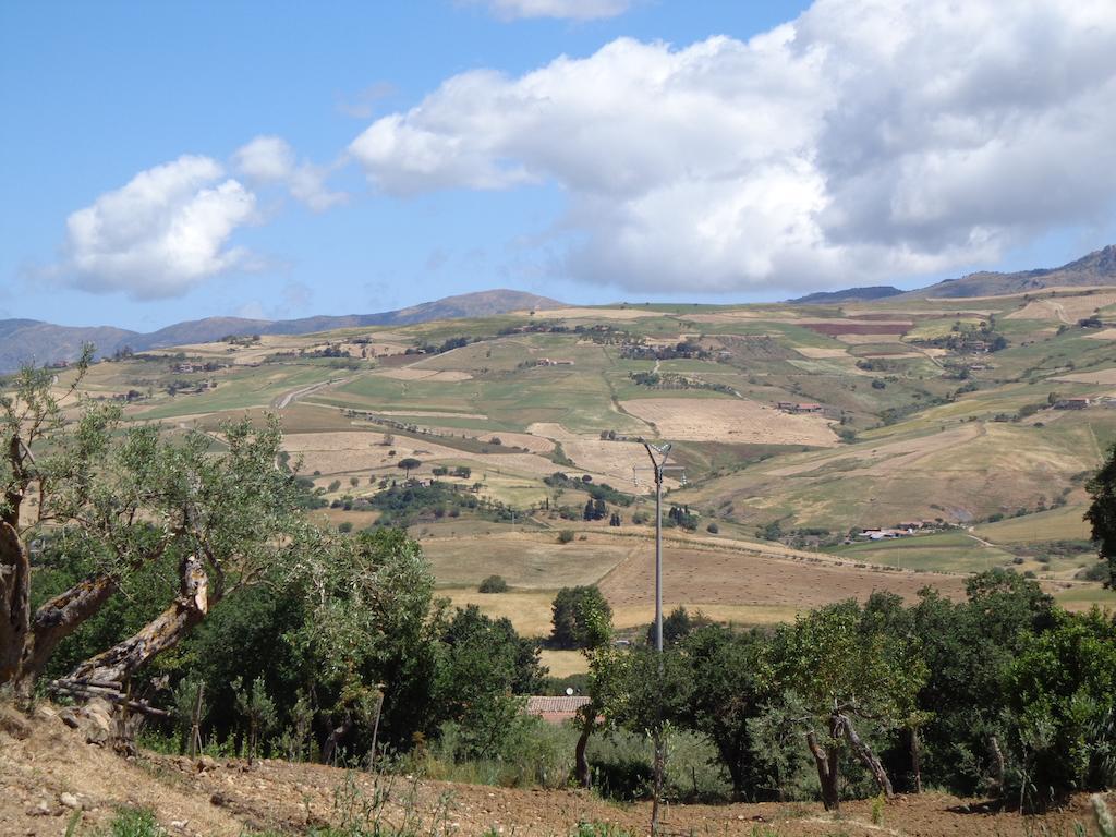 Agriturismo San Pietro Gangi Luaran gambar