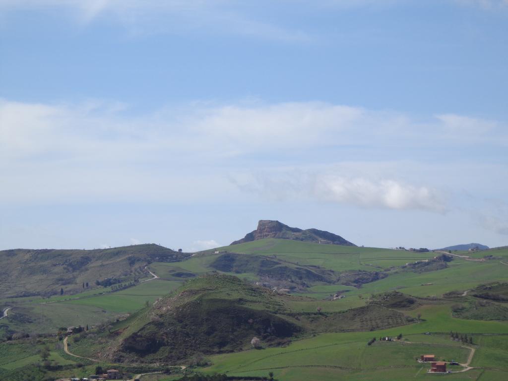 Agriturismo San Pietro Gangi Luaran gambar