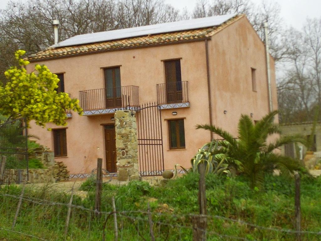 Agriturismo San Pietro Gangi Luaran gambar