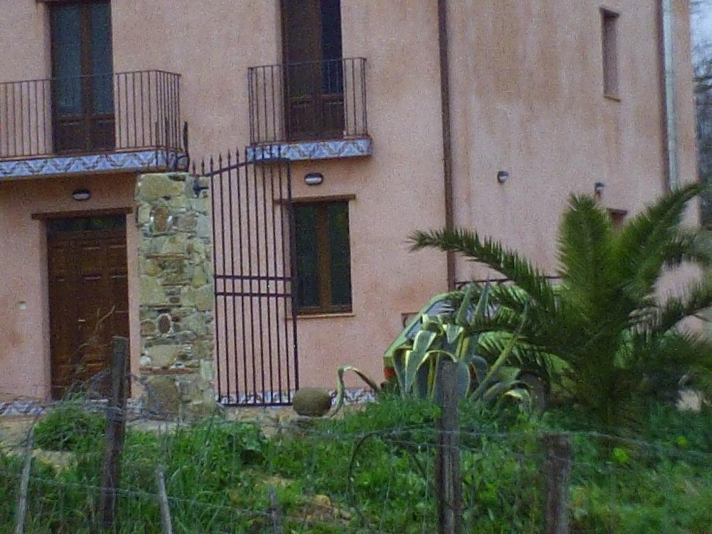 Agriturismo San Pietro Gangi Luaran gambar